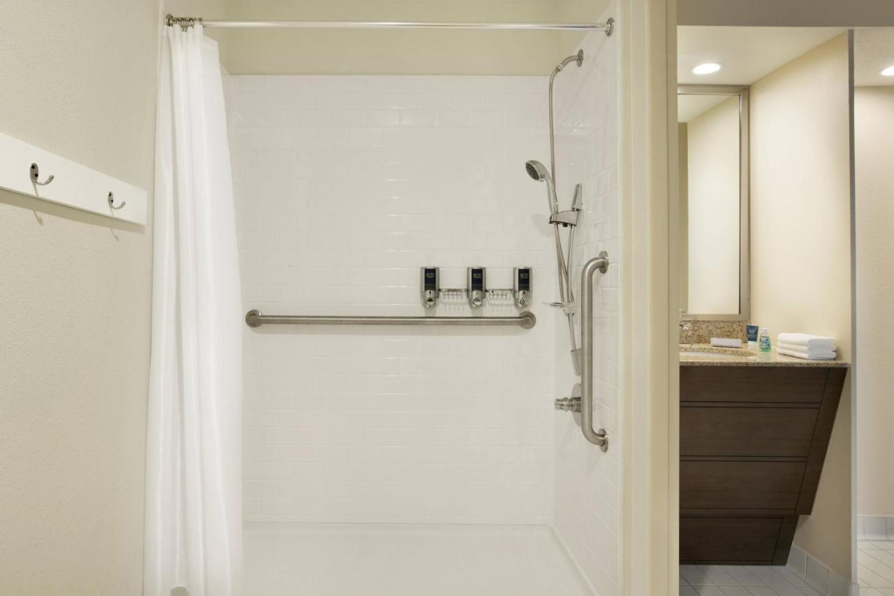 Four Points By Sheraton Raleigh North Bagian luar foto