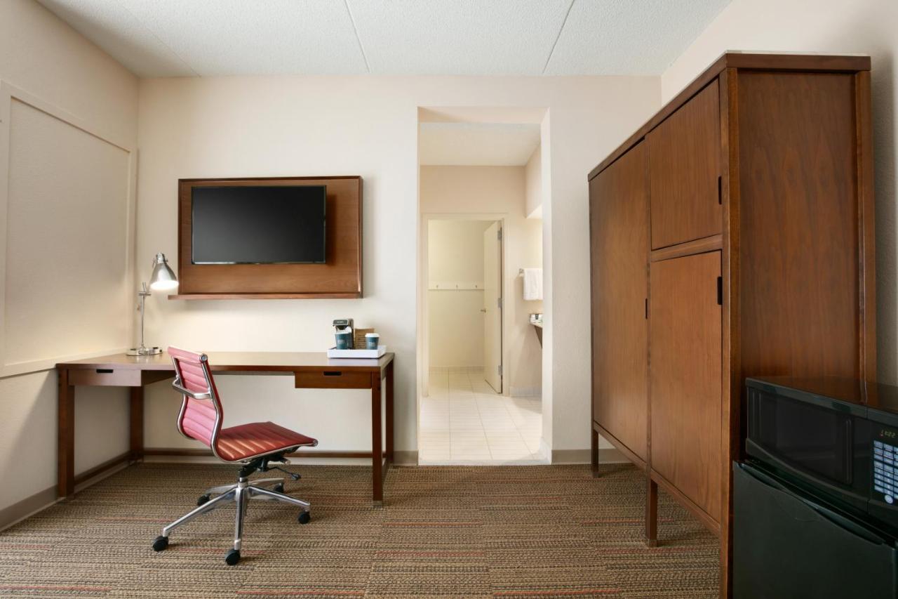 Four Points By Sheraton Raleigh North Bagian luar foto